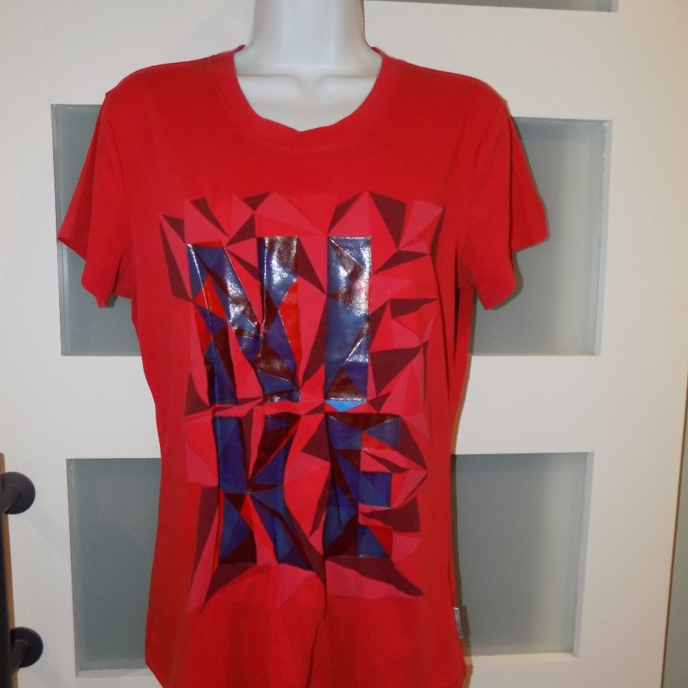 NIKE Dri-Fit Cotton Tee NIKE LOGO Red SS Shirt Size M Women's